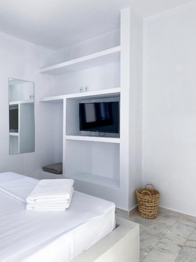 Lulu - Self Catering Apartment Monemvasia